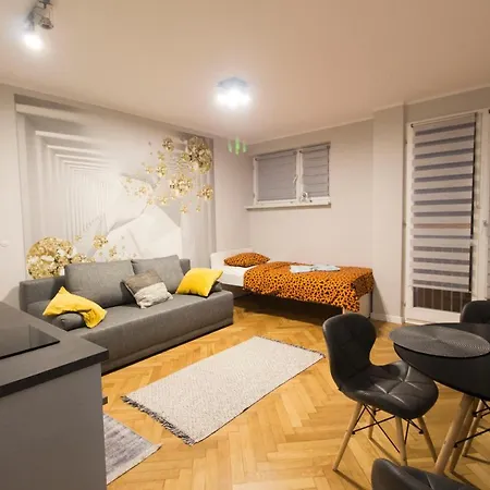 Apartament Happy Old Town