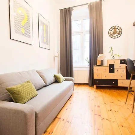 Apartament Happy Old Town