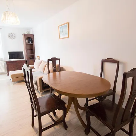 Happy Old Town Apartament *